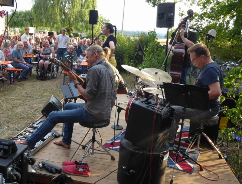 Benefizkonzert „Jazz in the garden“ in Straubenhardt