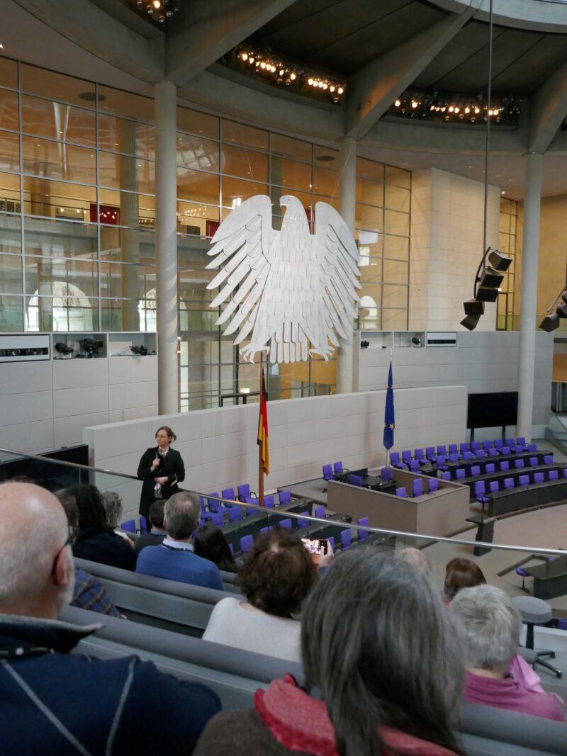 Blick von der Besuchertribüne im Bundestag